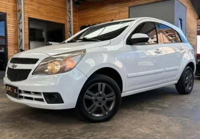Chevrolet Agile 1.4 LTZ  - Branca - 2012/2013