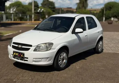 Chevrolet Celta 1.0 L LT - Branca - 2012/2013