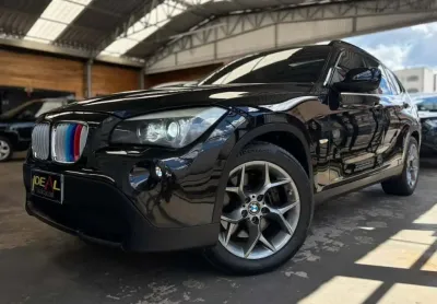 BMW X1 3.0 28i - Preta - 2010/2010