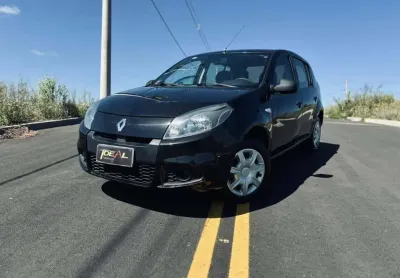 Renault Sandero Authentique 1.0 - Preta - 2014/2014