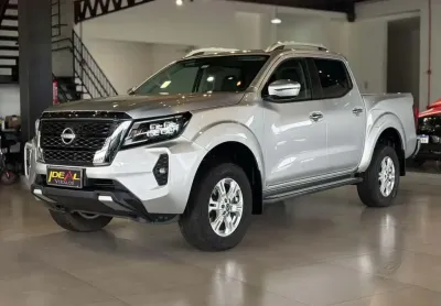Nissan Frontier XE - Prata - 2023/2024