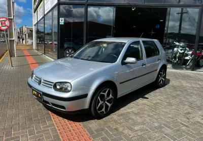 Volkswagen Golf 1.6 mi - Prata - 2003/2004
