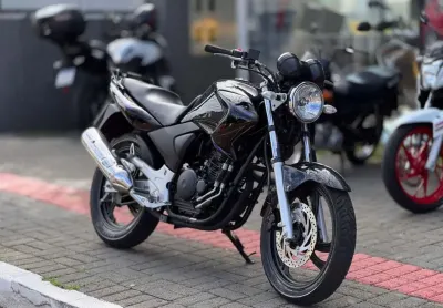 Yamaha YS 250 FAZER LE - Preta - 2010/2010