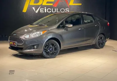 Ford Fiesta Sedan 1.6 16V Flex Aut.  - Cinza - 2014/2015