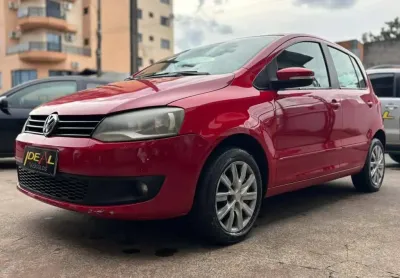 Volkswagen Fox 1.0 Mi  - Vermelha - 2012/2013