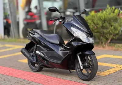 Honda PCX 150 DLX - Preta - 2015/2016