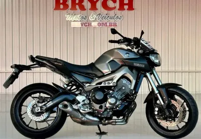 Yamaha mt-09 abs - cinza - 2014/2015