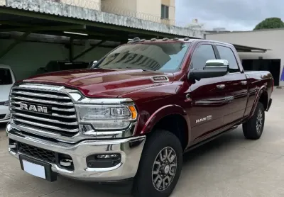 Ram 3500 super conservada toda revisada na concessionária 