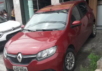 Sandero 1.0 2015 2015 vermelho fogo...completo. 