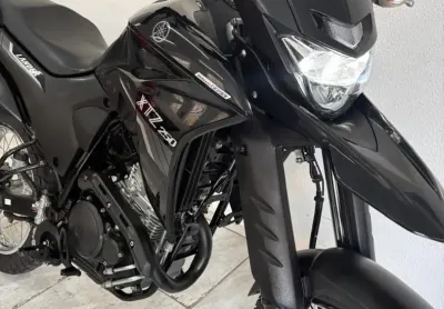 Yamaha xtz 250 lander 2022 preta