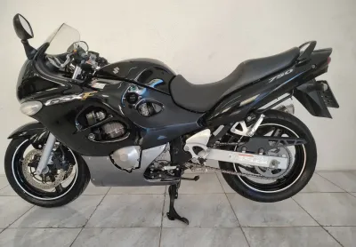 Suzuki gsx 750 f 2008 preta