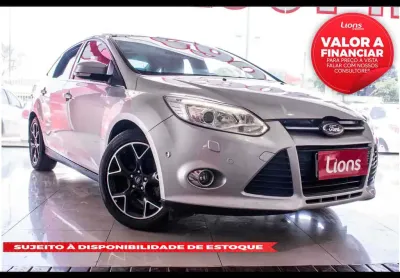 Ford focus focus sedan se 2.0 powershift