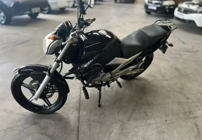 Yamaha/fazer ys250 bem conservada 2011/2012 com ipva 2026 total pago
