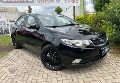 Kia Cerato 1.6 16v 5p COMPLETO!!!