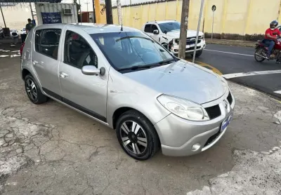 Sandero privilège hi-flex 1.6 8v 5p