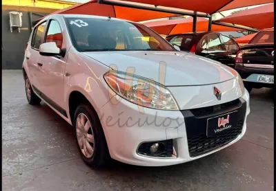 Renault sandero exp1016v - branca - 2012/2013