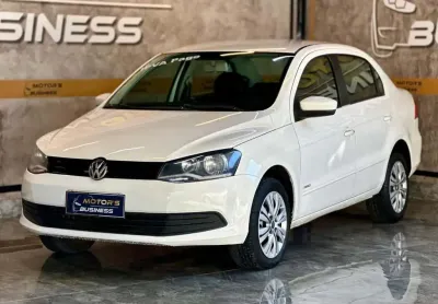 Volkswagen Voyage W/NOVO  1.0 - Branca - 2013/2014