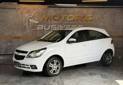 Chevrolet Agile LTZ 1.4 MPFI 8V FlexPower 5p  - Branca - 2012/2013