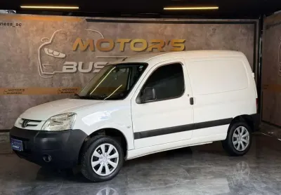 Peugeot Partner Furgão 1.6 16V/ 1.6 16V Flex 3p  - Branca - 2014/2015