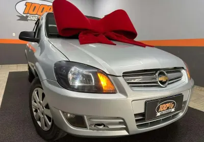 Chevrolet prisma /gm  maxx 1.4 - prata - 2010/2011