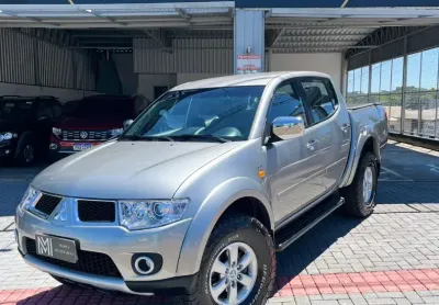 L200 Triton HPE 3.2 Turbo Automática 4x4 2013 