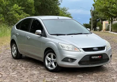 Ford Focus 1.6 Manual Completo, Financiamento Via Banco Em Até 60x 