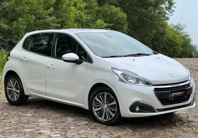 Peugeot 208 Ano 2017 Automático Completo, Baixa Km Um Excelente Carro