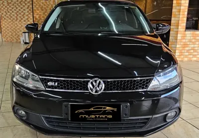 Volkswagen Jetta 2.0 Aspirado - Motor AP - Laudo Cautelar Aprovado