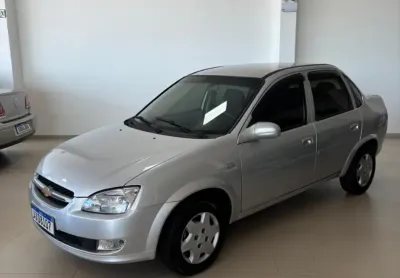 Corsa ls 1.0 bem conservado 