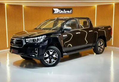 Toyota hilux srx 2.8 turbo diesel 4x4 77 mil km