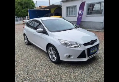 Ford focus hatch 1.6 16v 4p flex se powershift automático