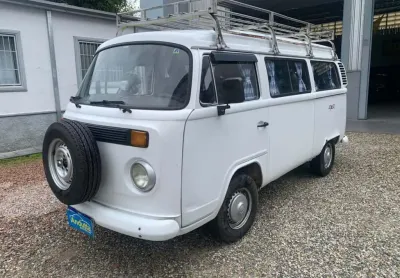 Volkswagen kombi 1.6 std 9 lugares