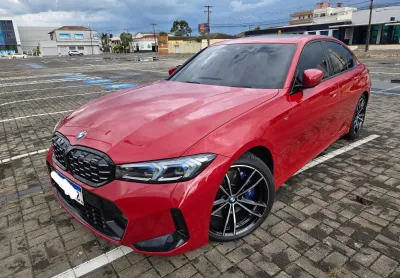  BMW 2024 – Vermelha | 21.000 km Esportividade, elegância e alto desempenho em um único veículo. Mod