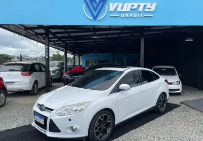 Focus Titanium 2.0 Automático 