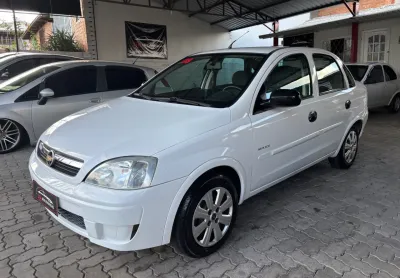 Corsa sedan maxx 1.4 2008 branco revisado pneus novos………..