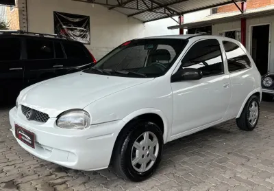 Corsa 1.0 mpfi wind 8v pneus novos revisado econômico para o dia a dia 