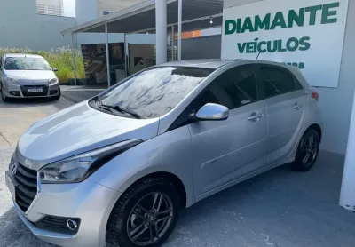 Hyundai Hb20 2017, prata, segundo dono, baixo km, muito novo!!!