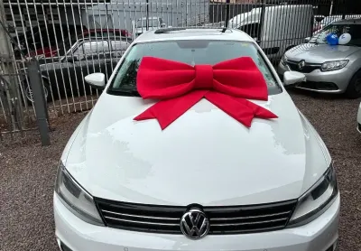 Volkswagen jetta 2.0 comfortline tiptronic 2013 com teto solar