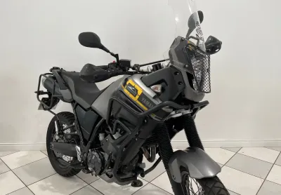 Yamaha Tenere 660 com acessórios