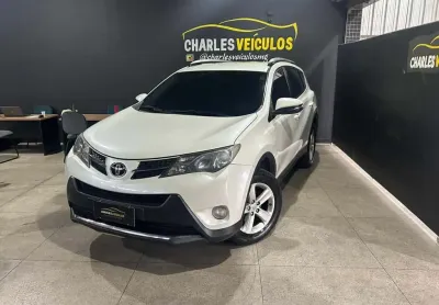 Toyota rav4 20l 4x4 2013