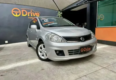 Nissan Tiida Flex Automático