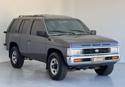 Nissan pathfinder 4x4 gasolina manual 1995 (suv)