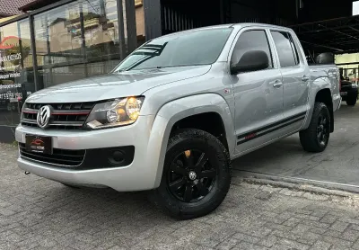 Amarok se 2.0 4x4 *** super conservada *** pneus novos *** laudo aprovado *** nada de leilão ou sini