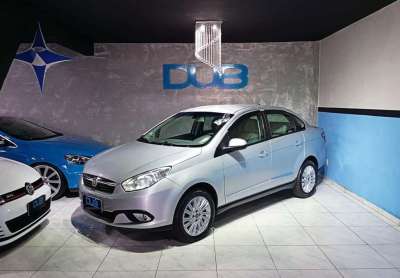 Fiat grand siena essence 1.6 2015