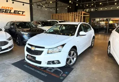 Chevrolet cruze lt hb 2013