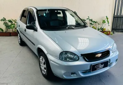 Chevrolet classic 1.0 flex 2010 com direção hidráulica 