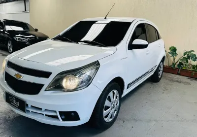 Chevrolet agile ltz 1.4 flex 2014 completo