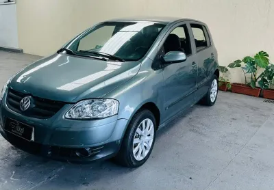 Volkswagen fox 1.0 flex 2010 completo ótimo $