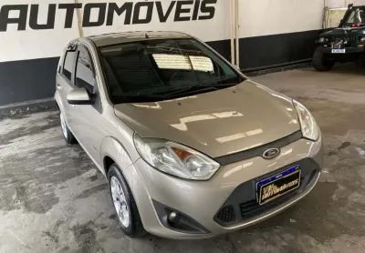 Ford fiesta 1.6 mpi class hatch 8v flex 4p manual