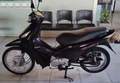 Honda biz125cc, ano 2010 - com/partida